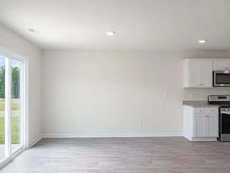 216 Olive Br — Photo 9