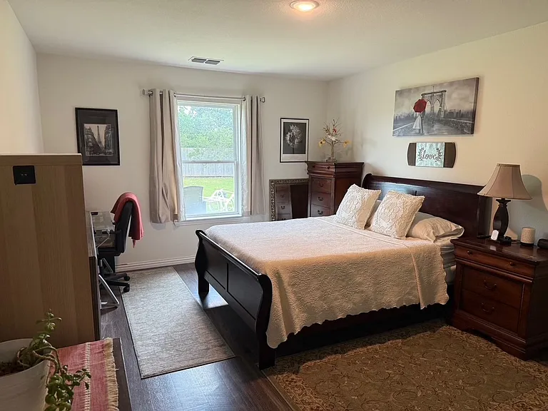 100 N Creek Dr — Photo 5