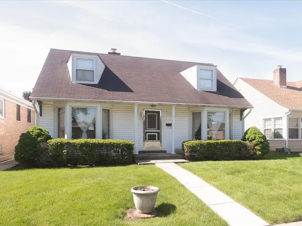 5823 Carol Ave, Morton Grove, IL 60053