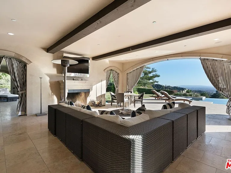 8 Beverly Ridge Ter — Photo 11
