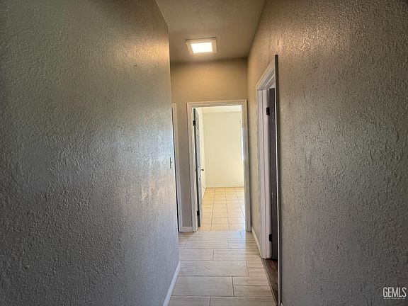 5th image of 709 Calle Del Sol St