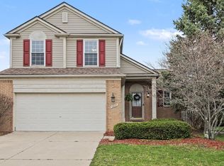 7377 Essex Dr, Ypsilanti, MI 48197