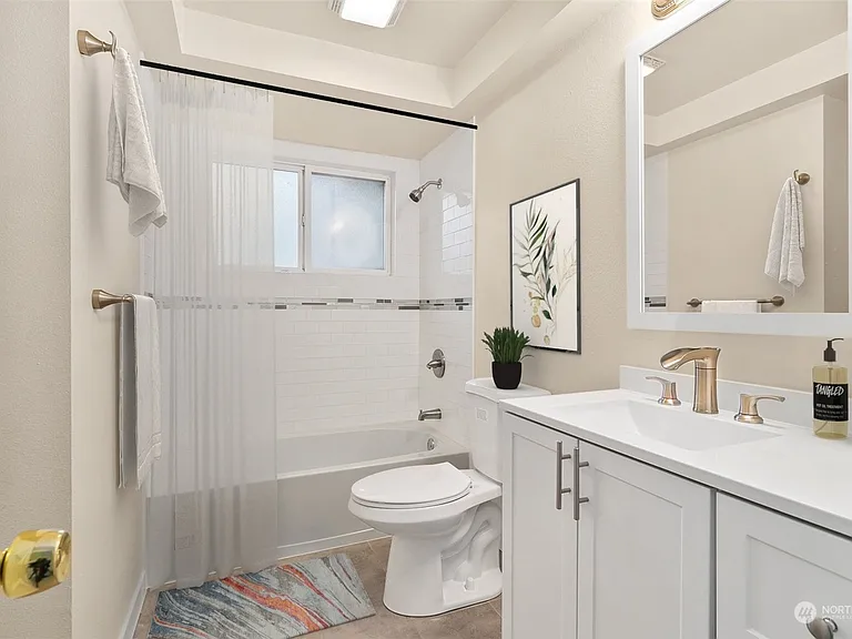 11242 SE 321st Pl — Photo 3