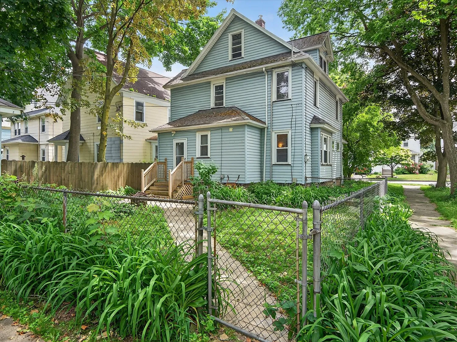 1 bed, 1362 sqft, $1,200 — Photo 2