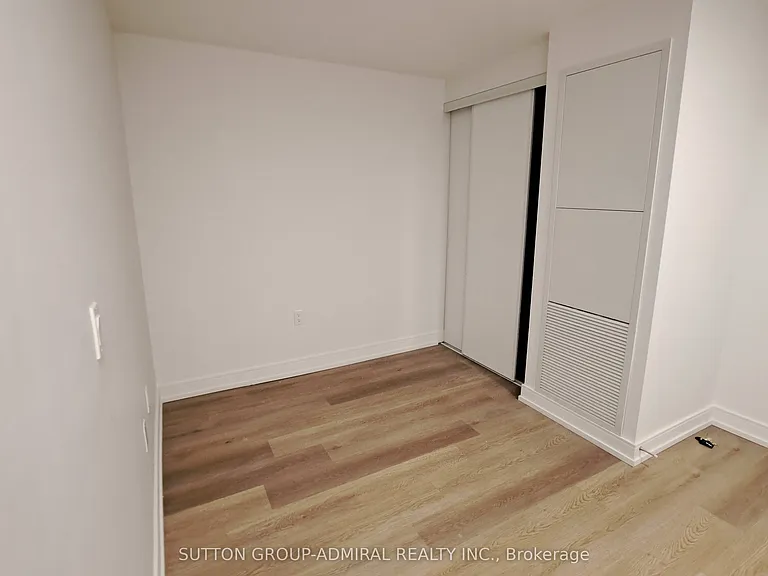 1 Jarvis St #506 — Photo 10