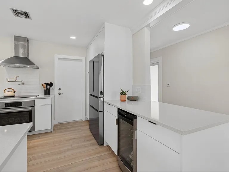 802 Mallard Dr — Photo 23