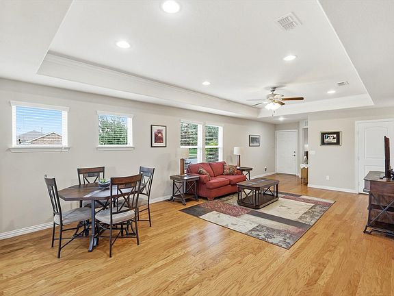 5th image of 2112 Beachfront Dr