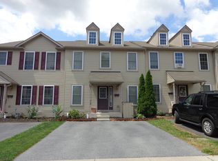 318 Saint Nicholas St, Reading, PA 19607