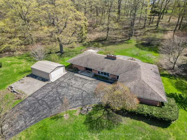 14519 Elginfield Rd, Middlesex Centre, ON N0M 2J0