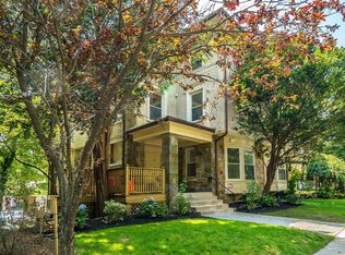 21 Regent Cir #6, Brookline, MA 02445
