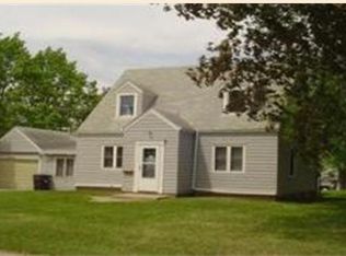 518 Radel Ct, Ellendale, MN 56026