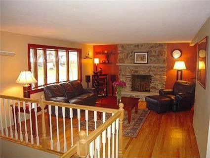 2nd image of 1336 Concord Ln