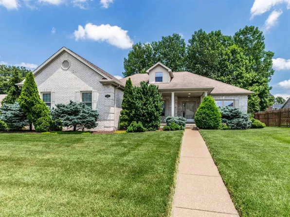 4630 Fieldcrest Place Cir, Newburgh, IN 47630