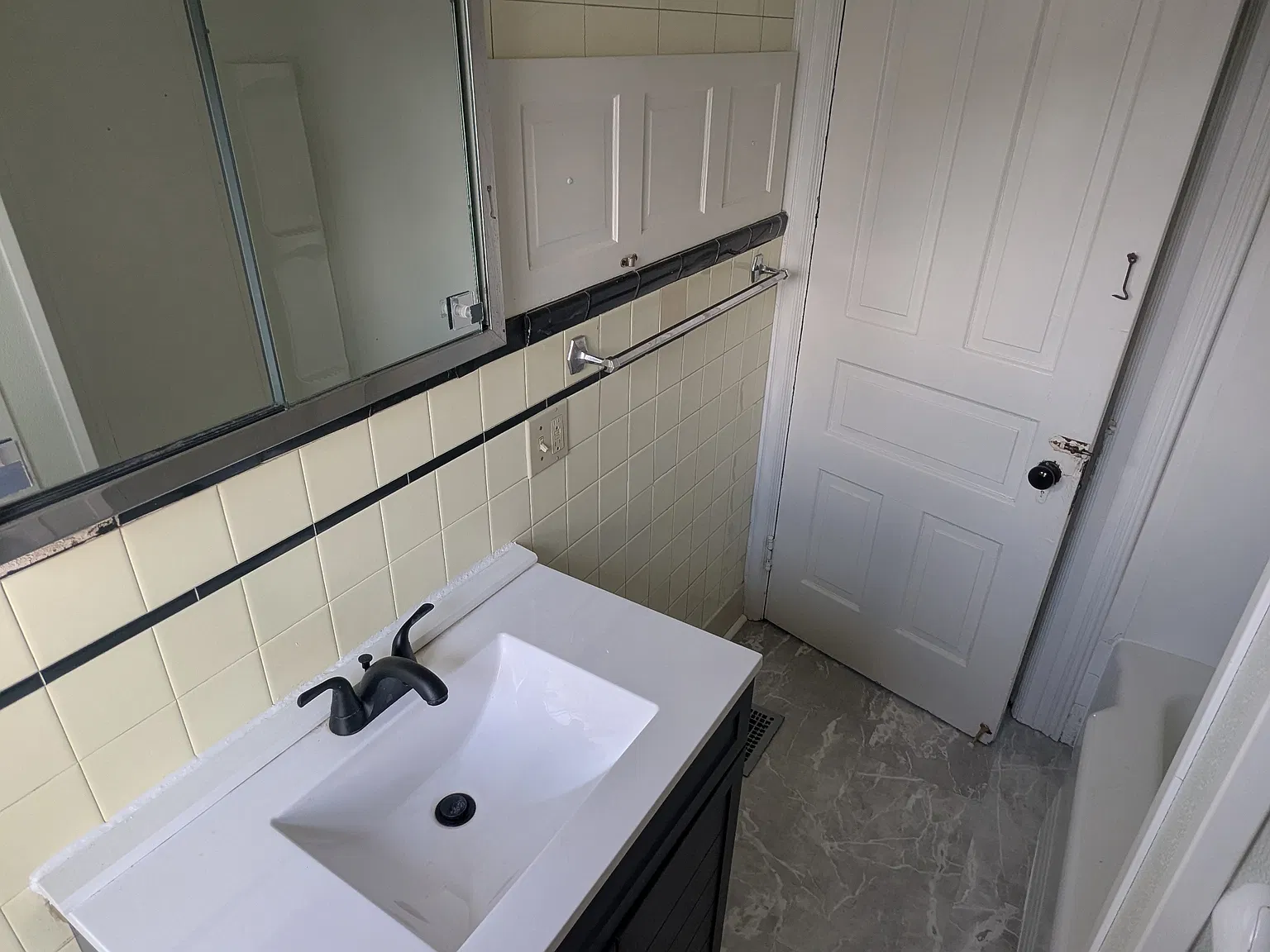 4 bed, 1950 sqft, $1,300 — Photo 2