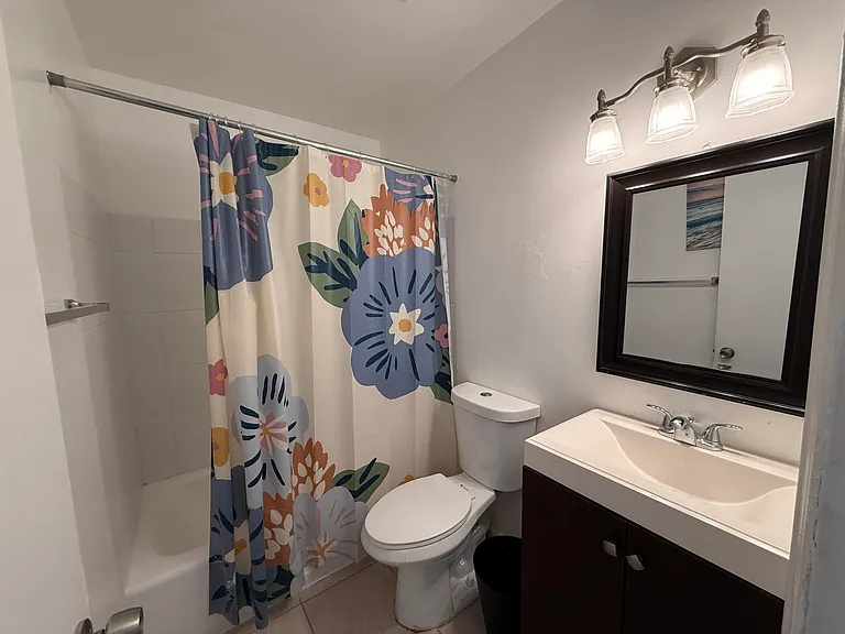 3226 NE 12th St #7 — Photo 12