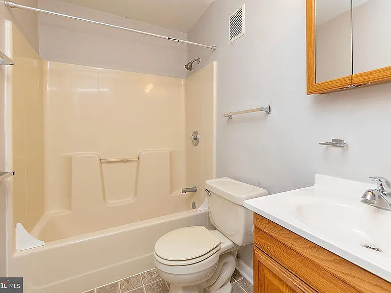 113 Timberlake Ter #6 — Photo 28