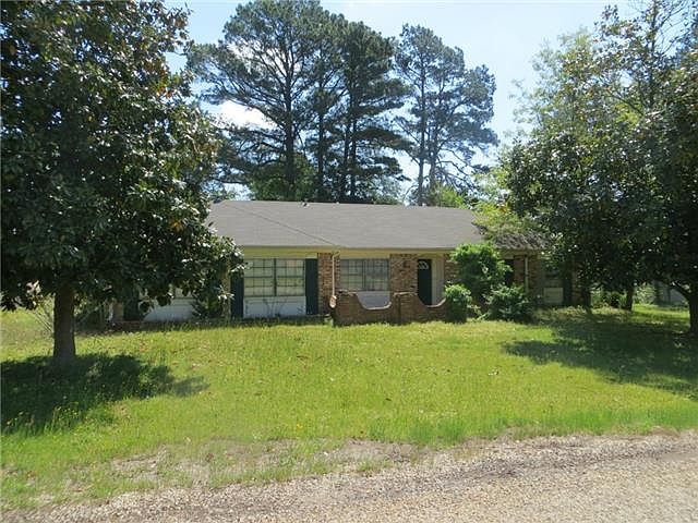 1st image of 216 Moore Dr