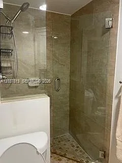 1050 SE 15th St #202 — Photo 13
