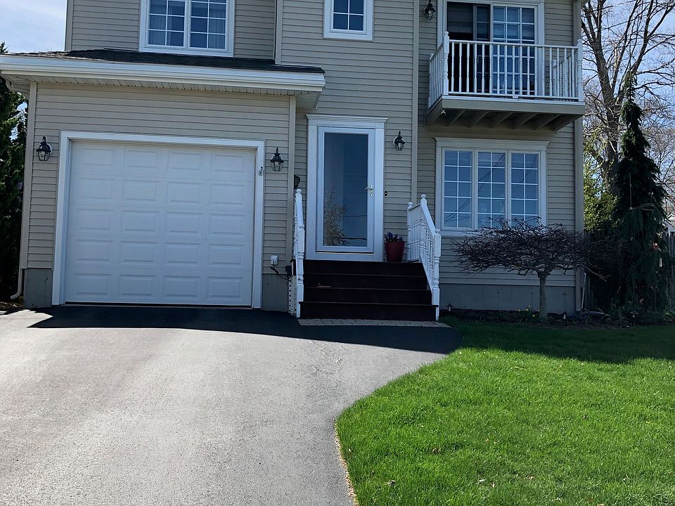 1st image of 49 King Philip Ave
