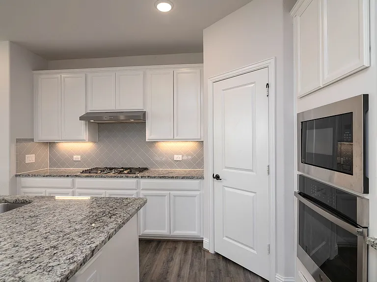 4532 Westminster Ave — Photo 16