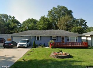 2409 W John St, Champaign, IL 61821