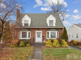 37 Ireland Ave, Edison, NJ 08837