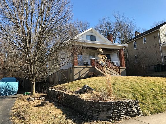 2nd image of 744 Woodlawn Ave