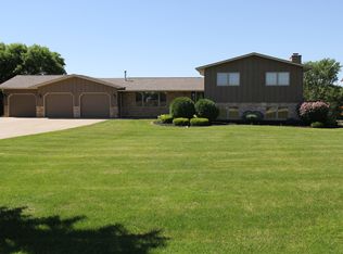 4024 195th St W, Faribault, MN 55021