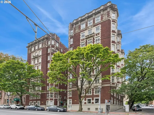 1209 SW 6th Ave Unit 701, Portland, OR 97204