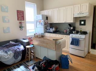 2540 38th St, Astoria, NY 11103
