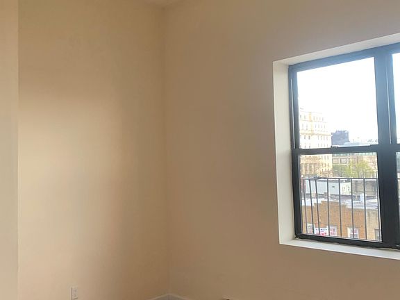 4th image of 14601 Hillside Ave #1C