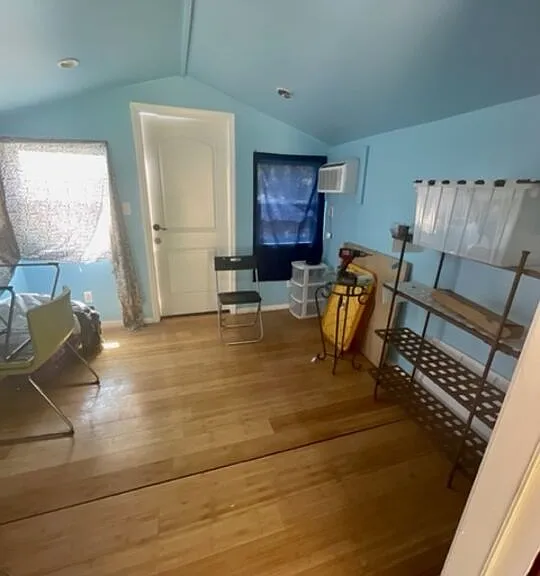 8808 Chatlake Dr — Photo 22
