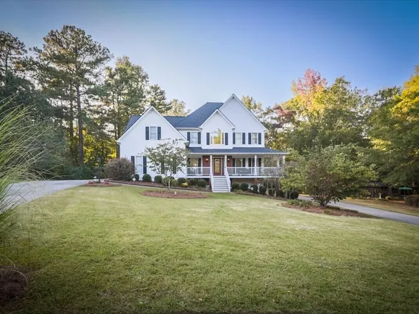 71 Vickers Pl, Douglasville, GA 30134