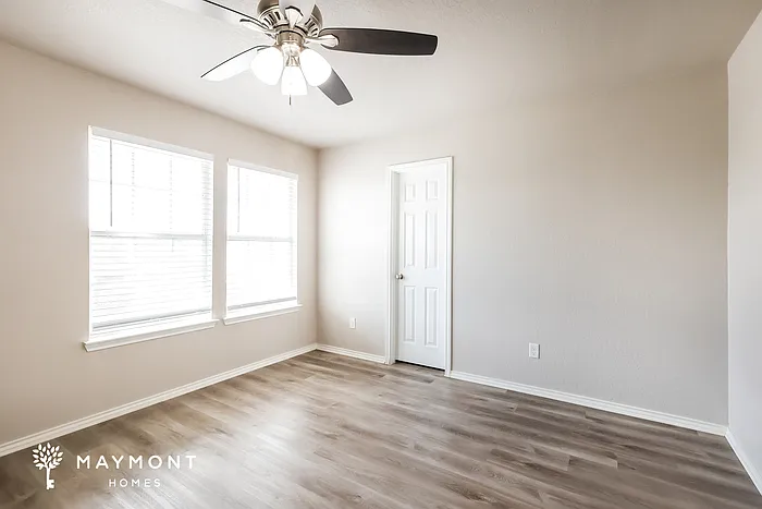 417 Auburn Park — Photo 13