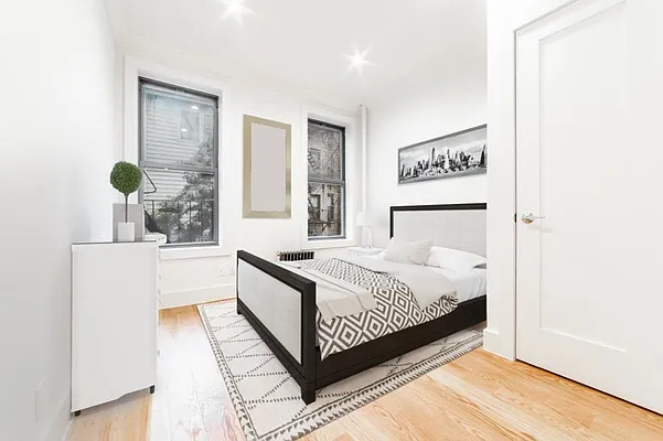 Rented by Compass | media 4