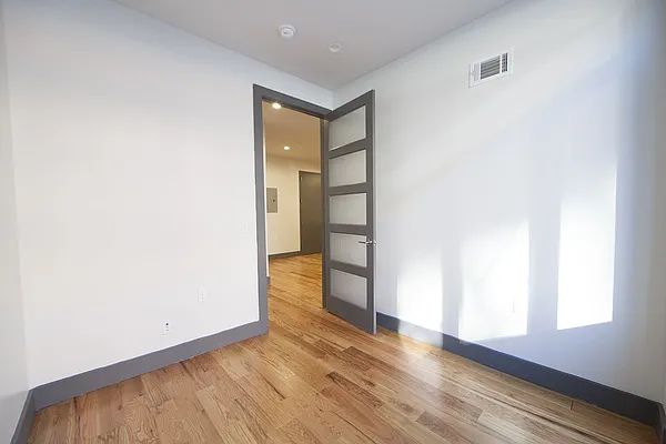 Rented by Brooklyn Group | media 36