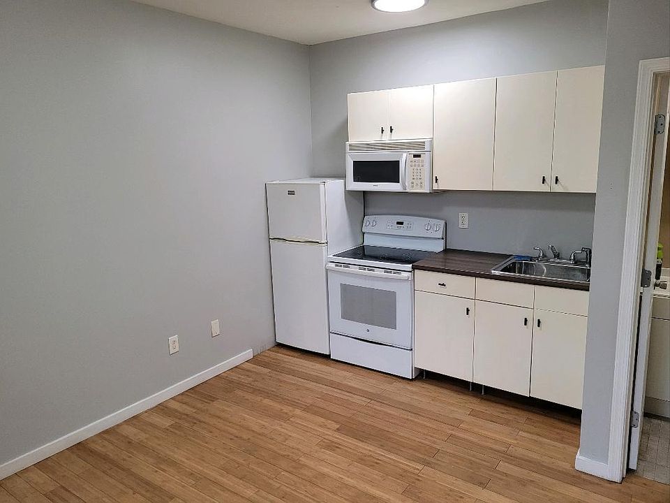 2nd image of 1823 W Venango St #3F