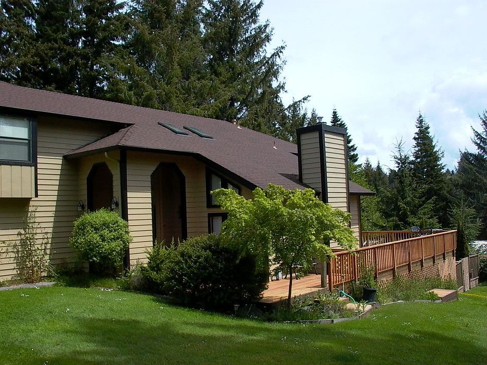 Front entry & yard