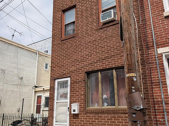 2nd image of 415 E Flora St