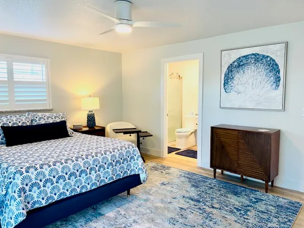 102 Royal Oak Dr APT 105, Vero Beach, FL 32962