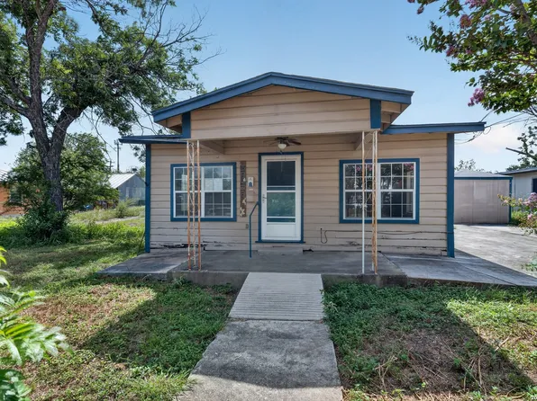2107 El Jardin, San Antonio, TX 78237