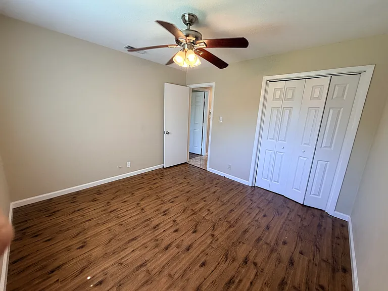 201 Thomas Way — Photo 15