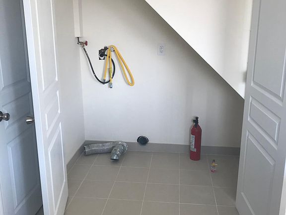 Washer n dryer hookups closet off kitchen