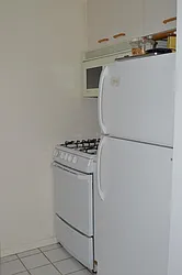 Rented by R New York