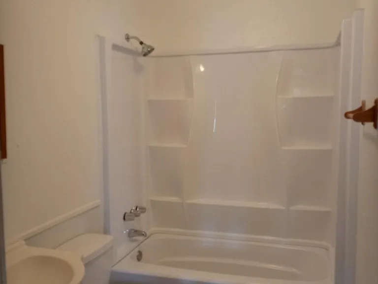 1211 W Bullock St — Photo 3