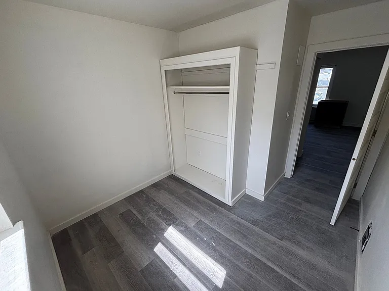 525 S Main St — Photo 33