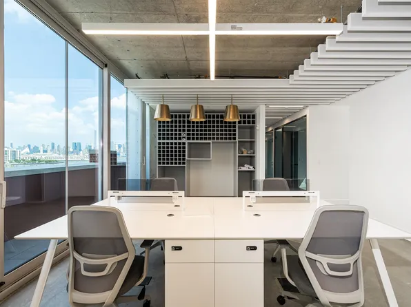 1427 Grand Street image 7 of 22