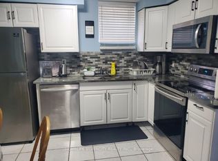 700 Peter Robertson Blvd #3, Brampton, ON L6R 1L6