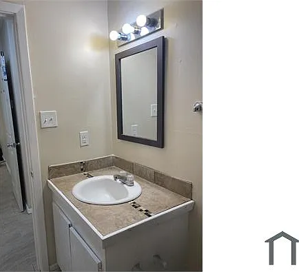 2048 Shady Lane Dr #A — Photo 7
