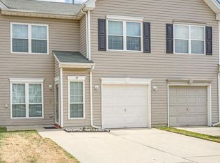 19 Cypress Point Ct, Blackwood, NJ 08012